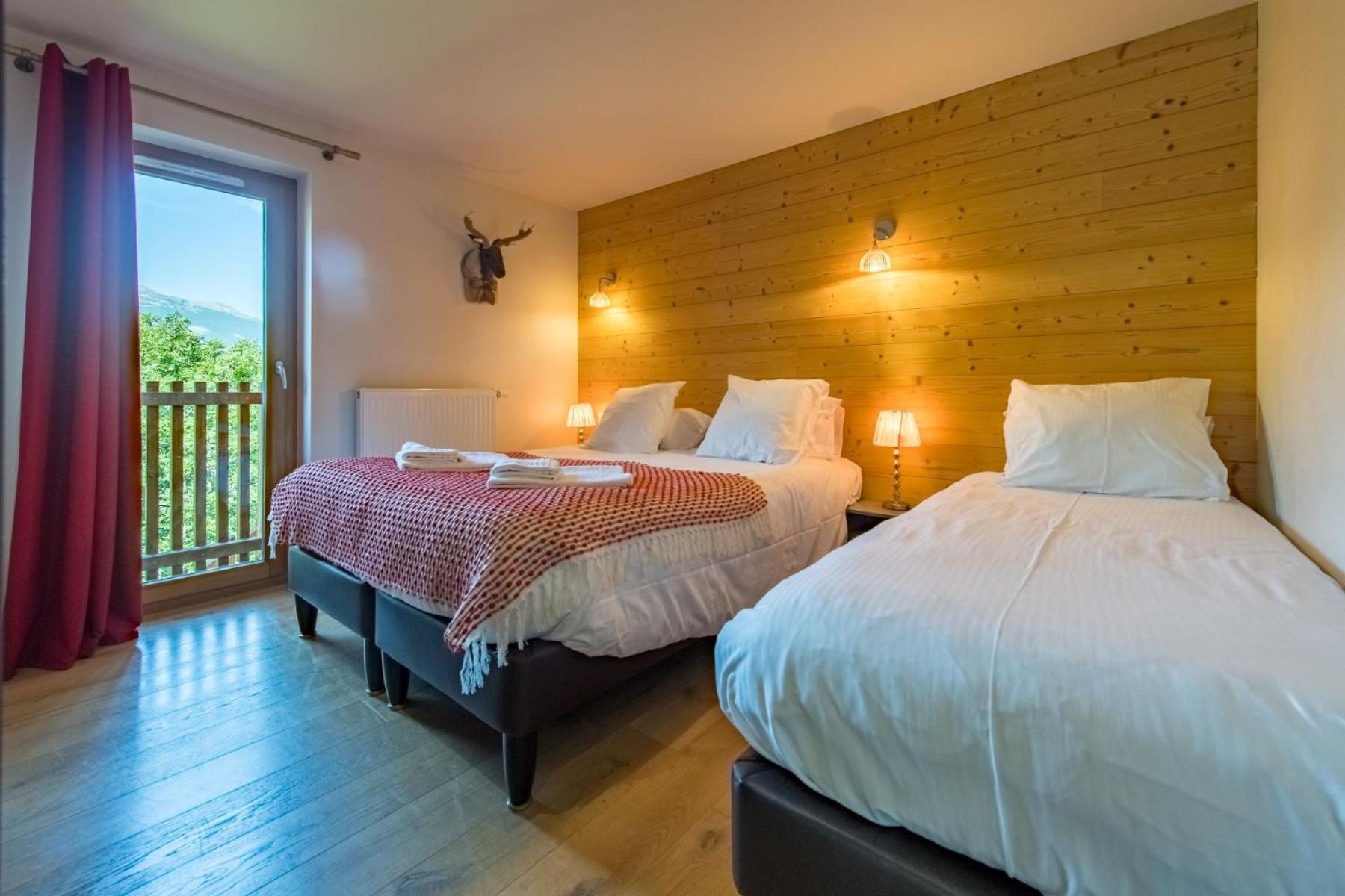 Chalet Le 1000 Thabor Вальменье Экстерьер фото